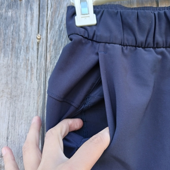 Lululemon On the Fly 7/8 Blue Pants Womens Size 2 Luxtreme Athletic - Picture 7 of 7